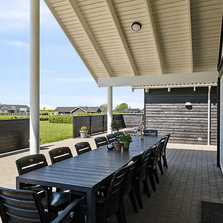 Dom wakacyjny Luxury House With Pool - By Traum Bogense