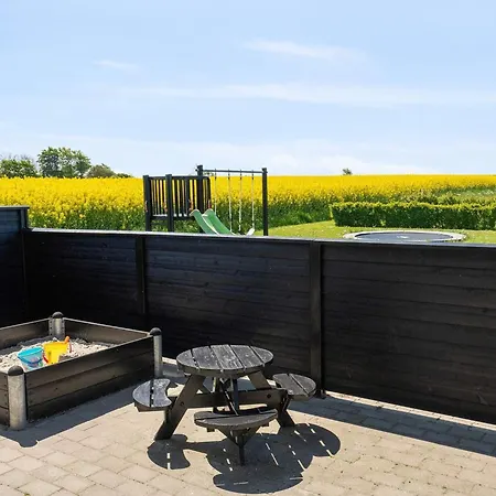 5 Star Holiday Home In Bogense بيت للعطل *