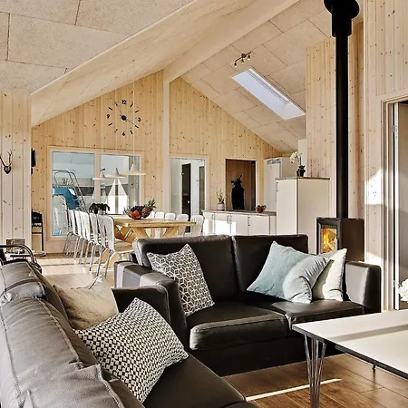 5 Star Holiday Home In Bogense *