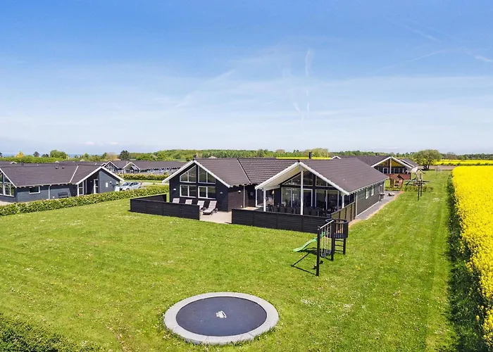 Luxury House With Pool - By Traum Σπίτι διακοπών Bogense